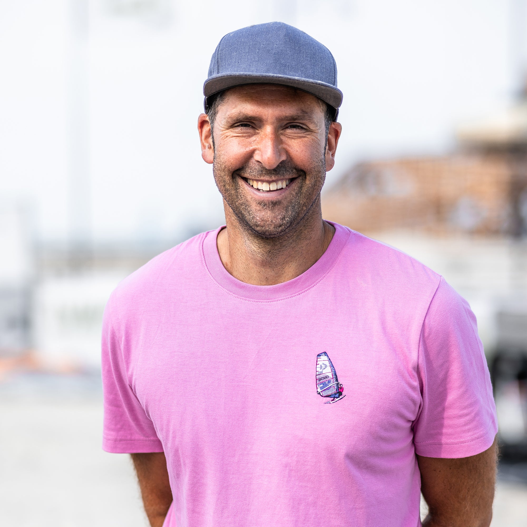 BOXIO x Vincent Langer I T-Shirt mit Stickerei