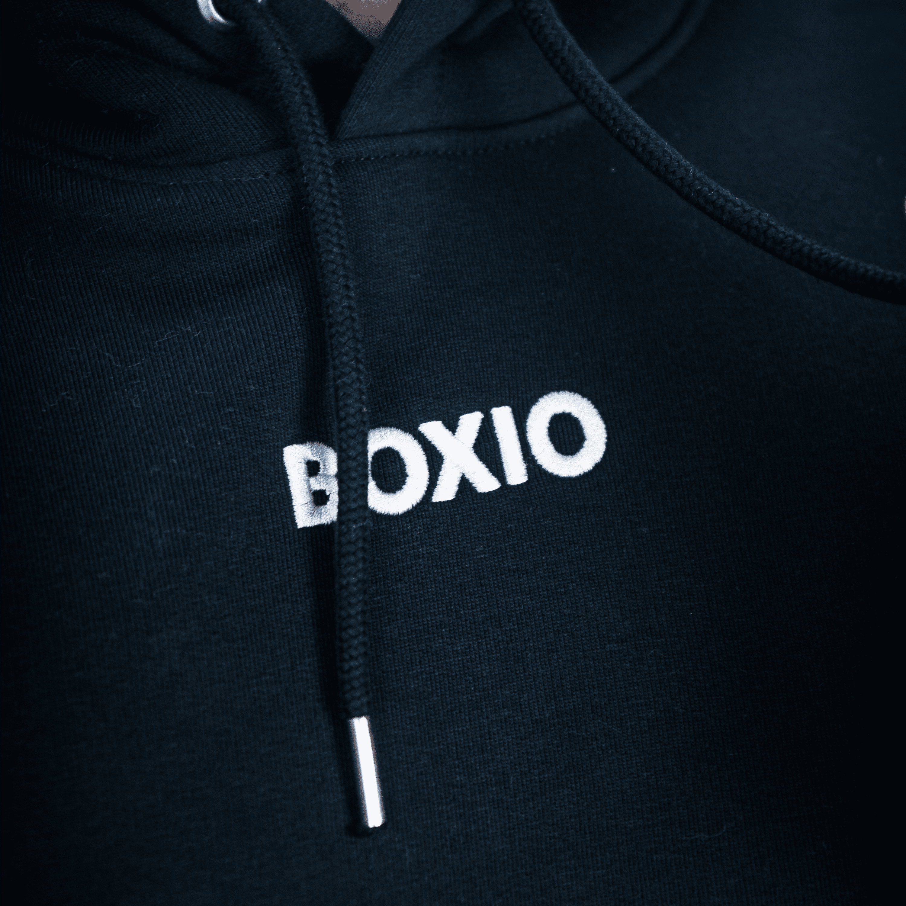 BOXIO HOODIE BLACK